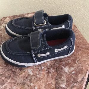 3/$15 Boat navy shoes